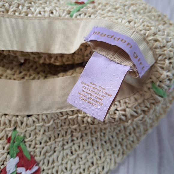 Madden Girl Straw Crochet Bucket Hat Strawberry - Picture 3 of 5